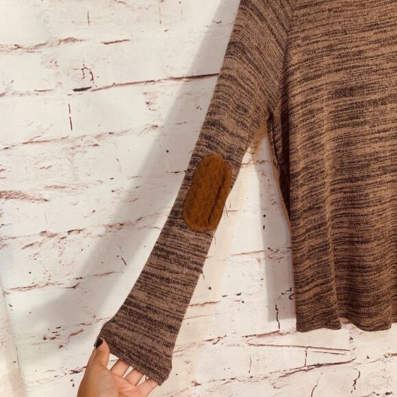 Sweet Wanderer Side-Button Cozy Knit Sweater Women’s Medium Marled Brown - Picture 6 of 8